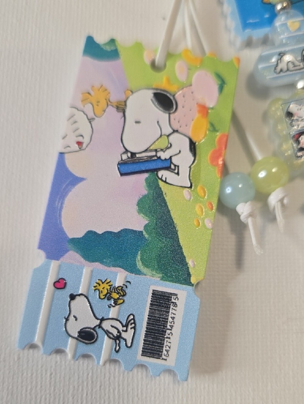 Handmade Peanuts Snoopy Pastel Blue Yellow Beaded Bag Charm Keychain - Picture 3 of 4